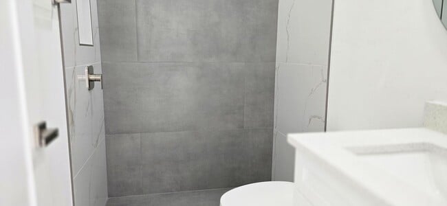 Photo - 5216 29th St SW