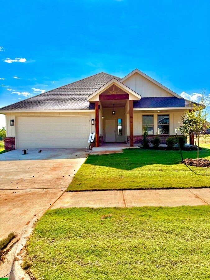 Brand New Home in Yukon! - Brand New Home in Yukon!