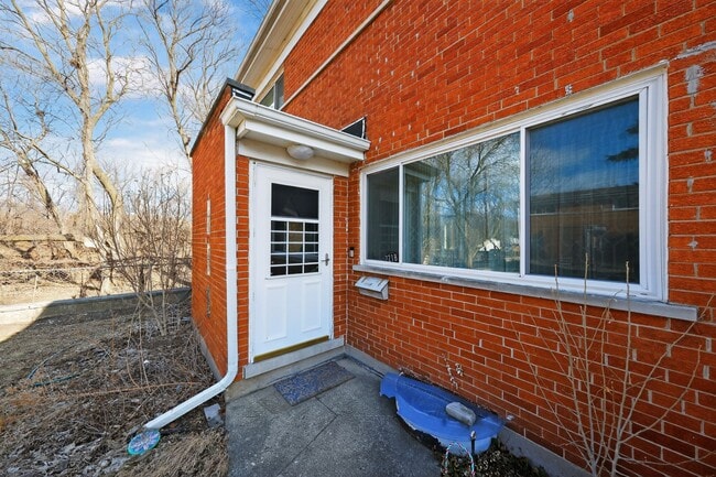 Photo - 221 Dodge Ave