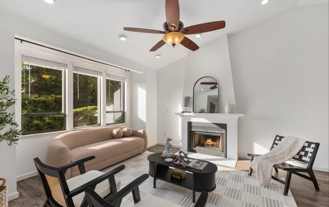Photo - 1111 S 27th Pl