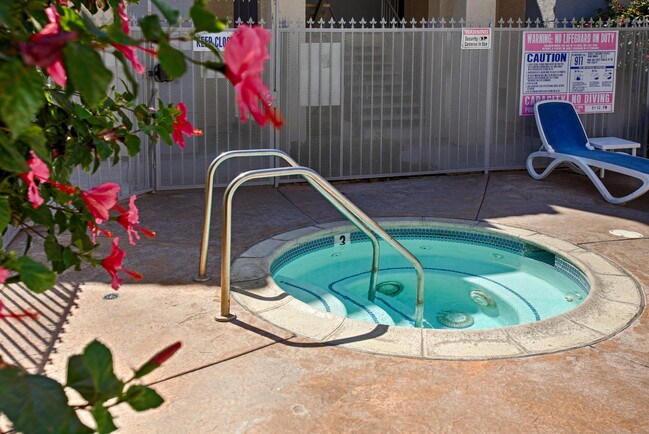 Highland Downs Apartments