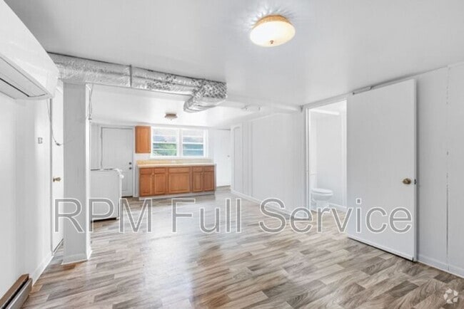 Building Photo - 3127 Larkspur Dr Unit C Rental