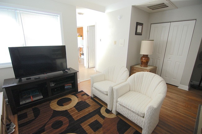 Photo - The Wardsworth