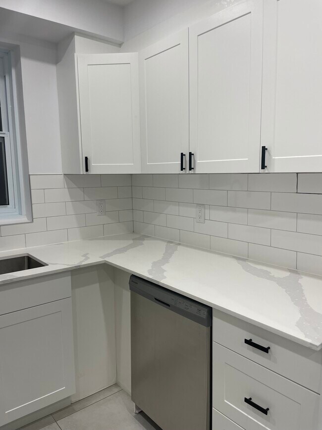 Photo - 5830 Ch De La Côte-Saint-Luc