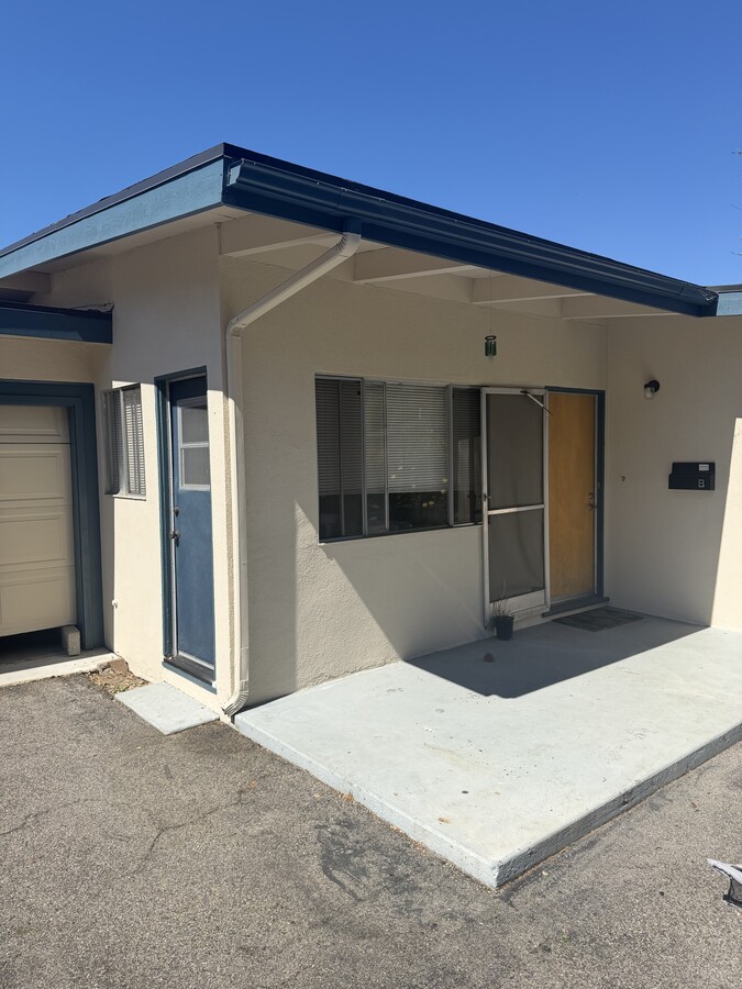 Photo - 1368 Breck St