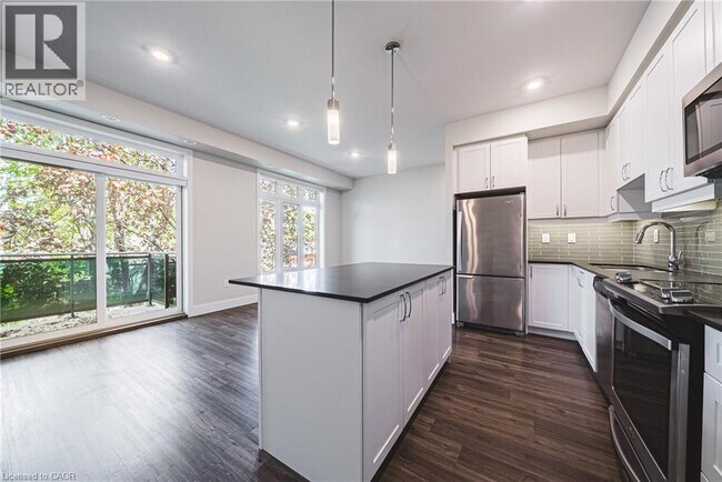 Photo - 2061 Prospect St
