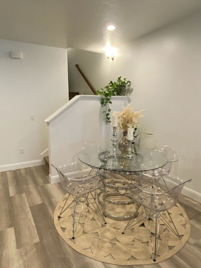 Photo - Ivory Town Home in Escondido Community!