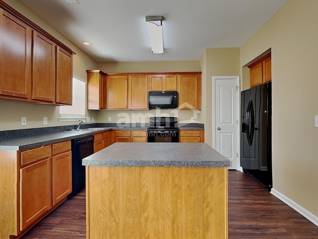 Photo - 2524 Ingleside Dr