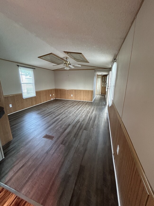 Photo - 217 Tyler St