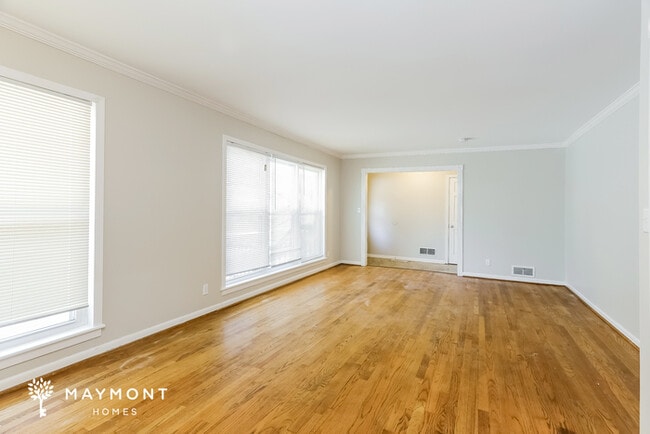 Photo - 8208 12th Ave S