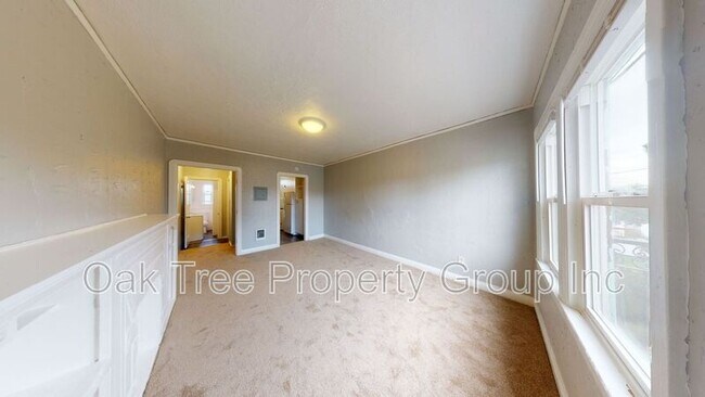 Photo - 6405 Bancroft Ave