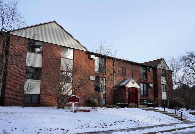 Photo - 80r English Village Rd Condo Unit 202