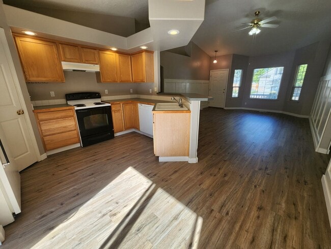 Photo - Remodeled 3 bedroom