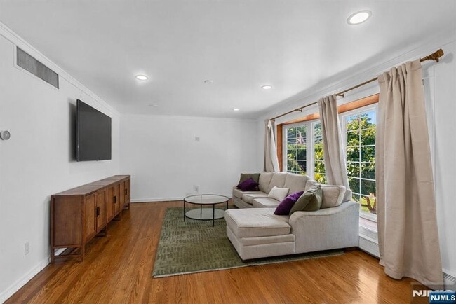 26 Dapp Ct