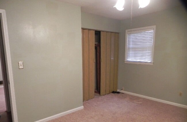 Photo - East Columbus - Near Ft Moore