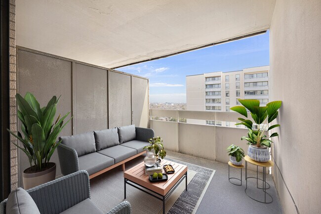 Photo - The Roselawn