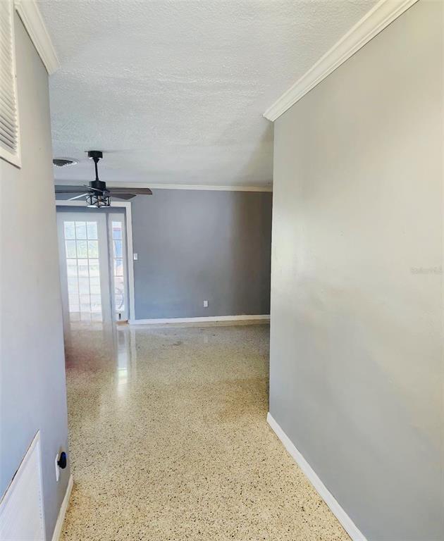 Photo - 4094 Whiting Dr SE