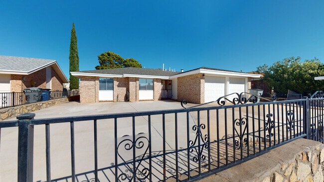 Photo - 6029 Belladonna Cir