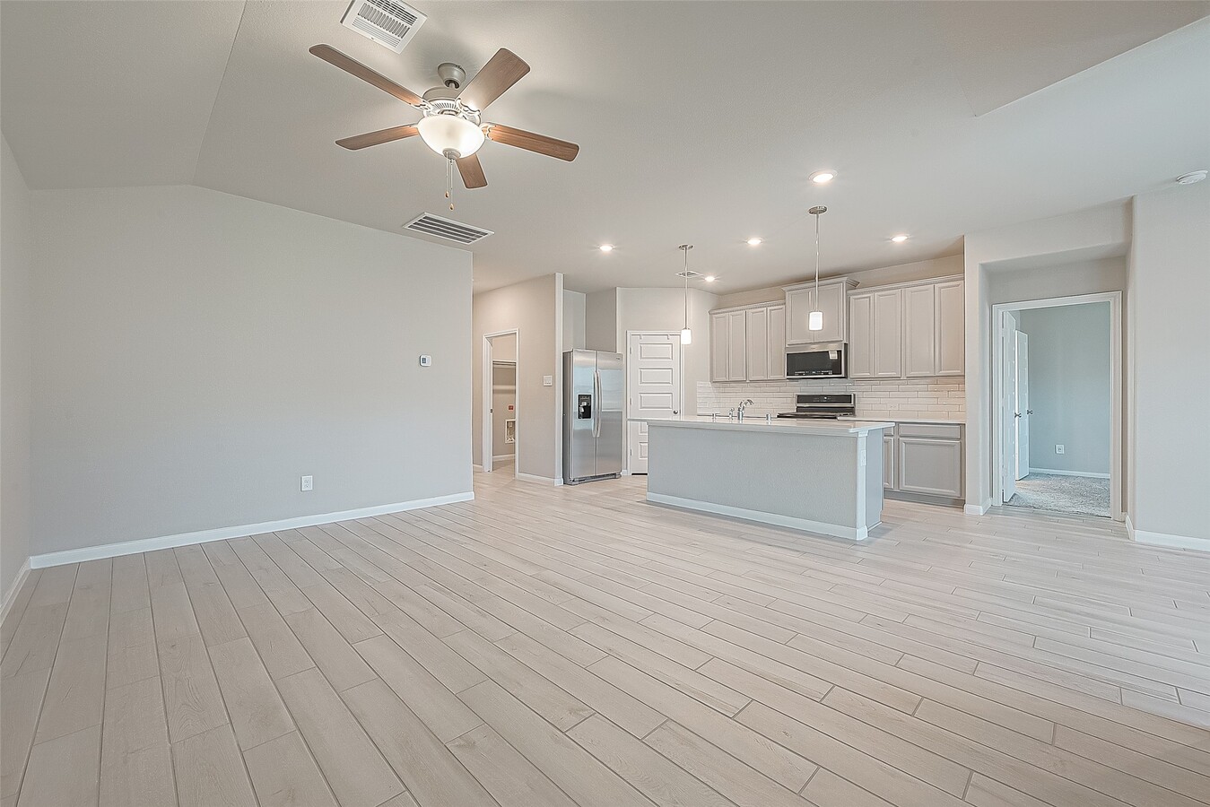 Photo - 331 Hbr Frst Ln