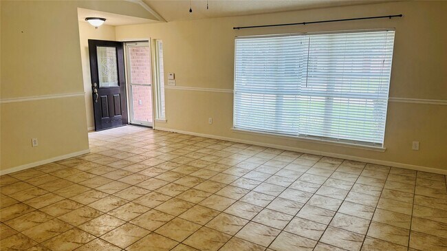 Photo - 5808 Forest Timbers Dr