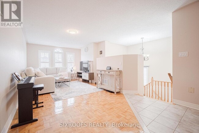 Photo - 23 San Vito Dr