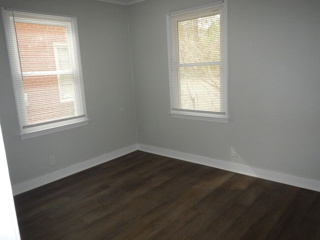 Photo - 1028 Proctor St