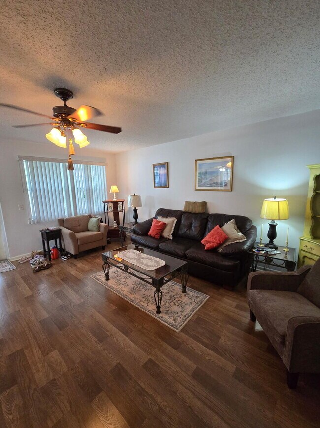 Photo - 357 Markham P Unit 357