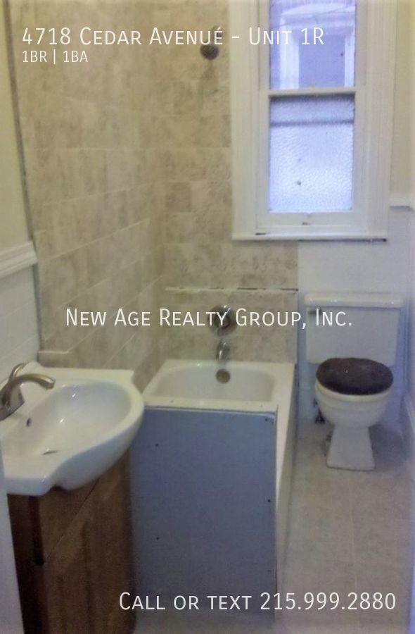 Photo - 4718 Cedar Ave Unit 1R