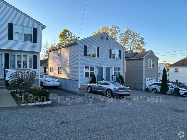 Building Photo - 13 Dosco Dr Rental