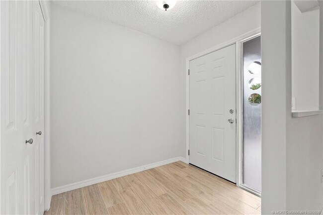 Photo - 4047 NW Cinnamon Tree Cir