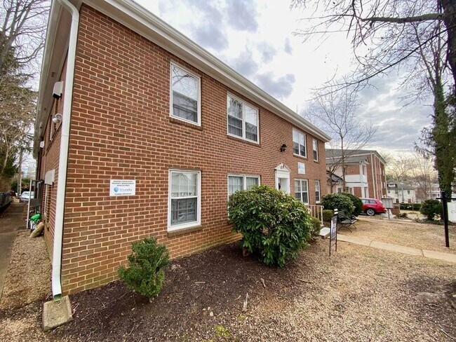 Photo - 426 17th St NW Unidad 8