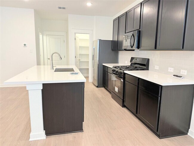 Photo - 148 Hartson Dr