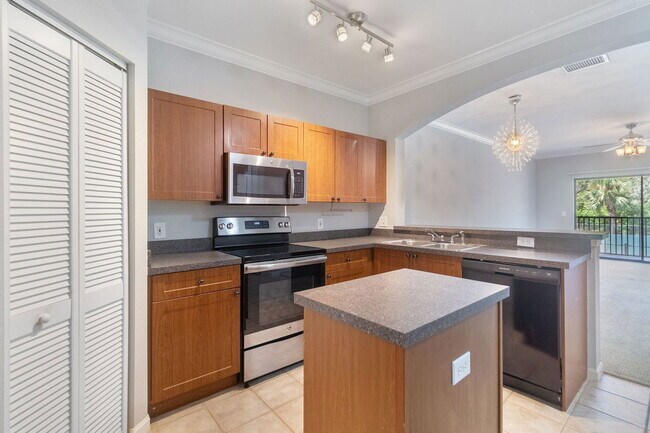 Photo - 2152 Portofino Pl