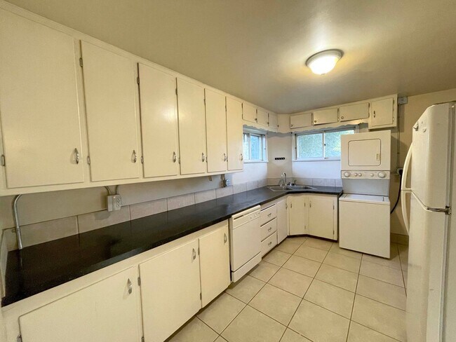 Photo - 511 1/2-515-512 S Grant Ave Unidad 515 S. Grant Ave.-G515