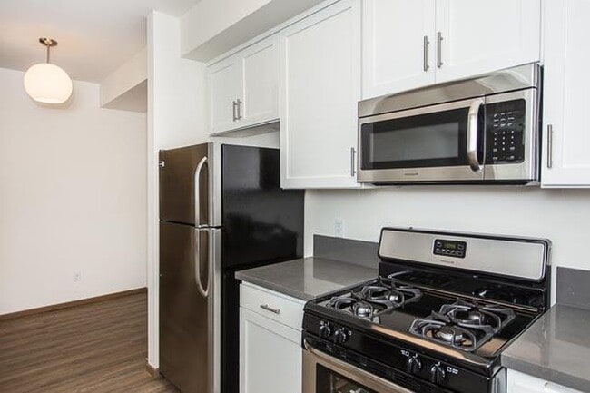 Photo - 2336 Crenshaw Blvd