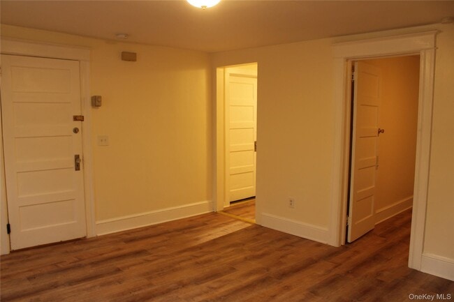 Photo - 52 S Bridge St Unit 1st Floor