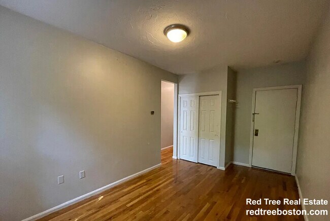 Photo - 27 Garden St Unit 9