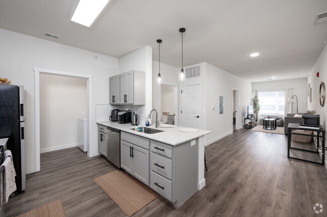 1A - 1BR, 1BA - 706SF - Kitchen/Living Room - Weida on Waldron