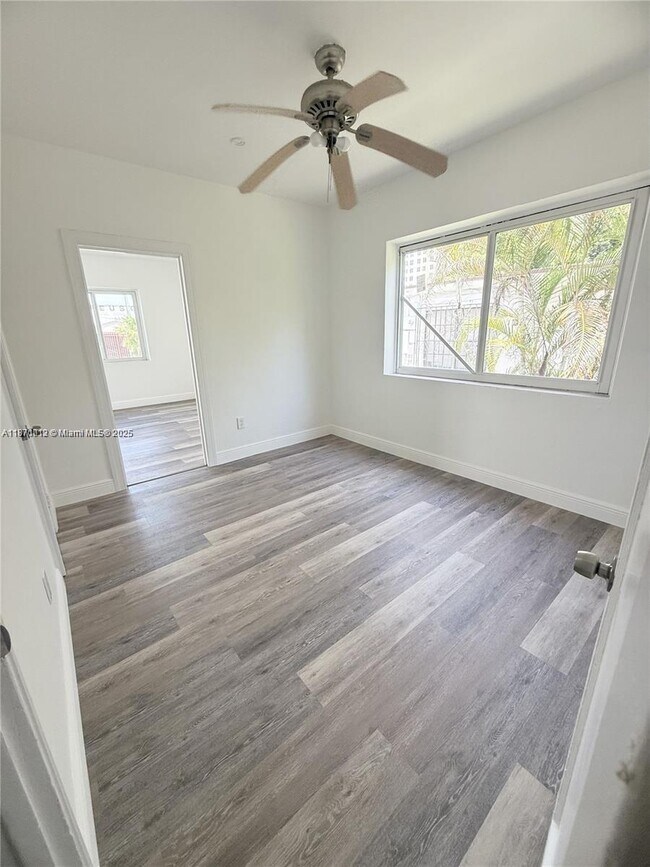 Photo - 1450 NW 35th St Unit 2