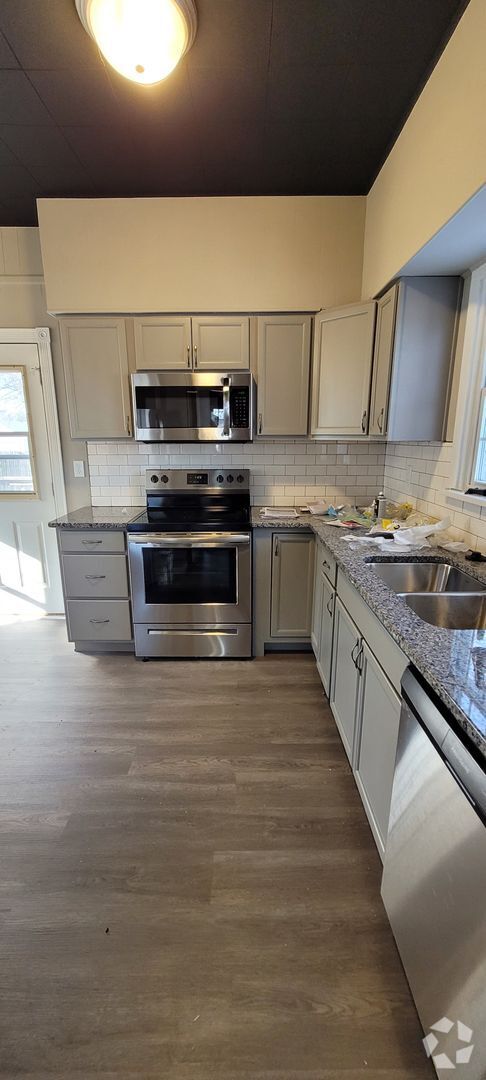 Building Photo - 1308-1310 S 5th St--FIELDS Unit 1308 S 5th-FIELDS Rental