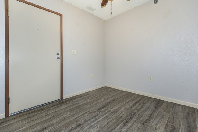 Photo - Regency Heights