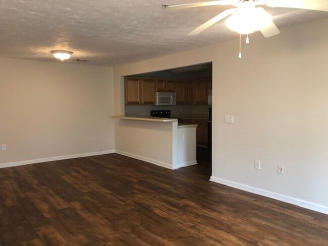 Photo - Southern Edge Condo - Close to Campus