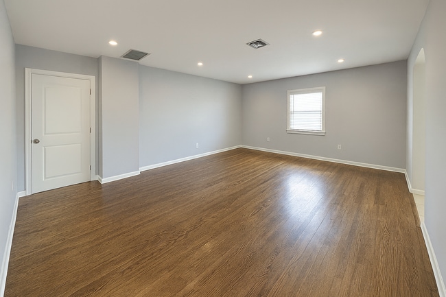 Building Photo - 509 6th Ave N Unit Kristie DeLouise