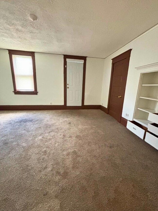 Photo - 2823 N 28th St