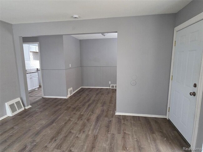 Photo - 1139 Bassett St