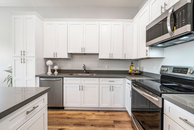 Encanto Apartments