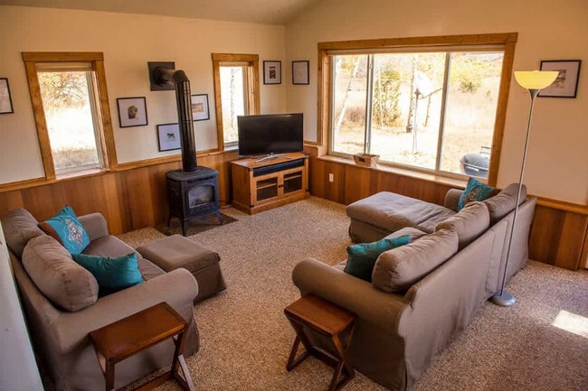 Building Photo - 515 Cobblecrest Rd Unit ID1310693P Rental