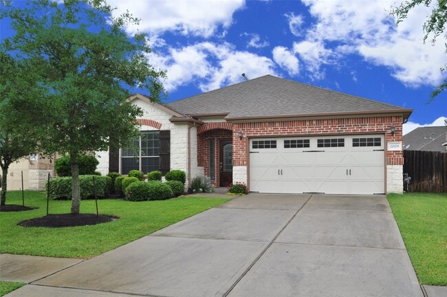 Building Photo - 20179 Royal Orchard Dr