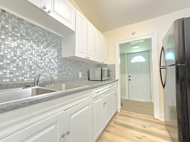 Photo - 1416 Campeau St