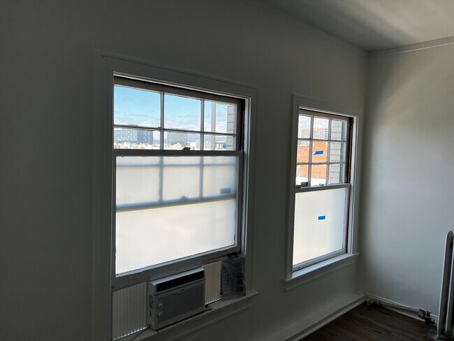 Nice views to Hollywood sign - 2121 James M Wood Blvd Condo Unit 415